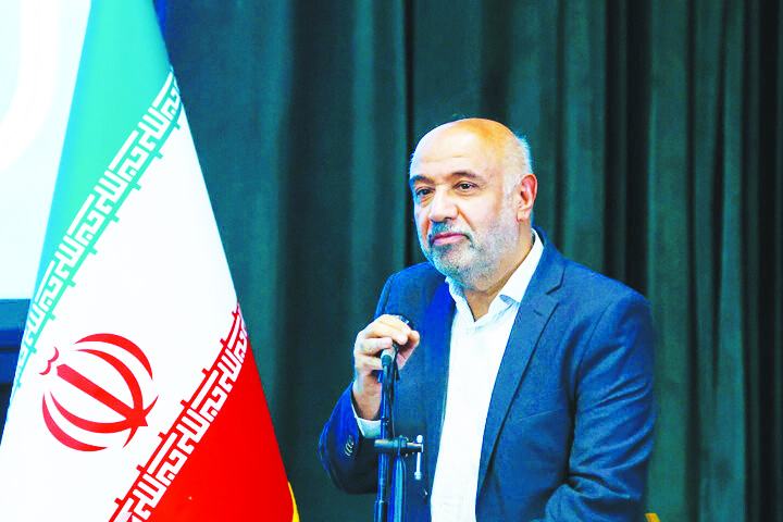 پولی‌سازی آموزش و درمان اشتباه بود
