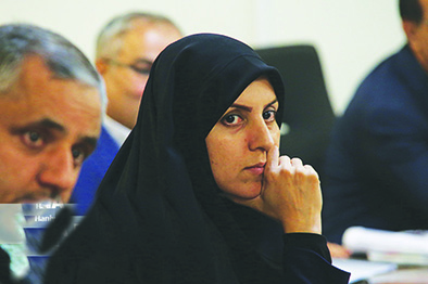 مدیرکل دفتر امور اجتماعی و فرهنگی استانداری فارس: ترویج فرهنگ سنتی، کاهش نیاز  به سرای سالمندان را به دنبال دارد