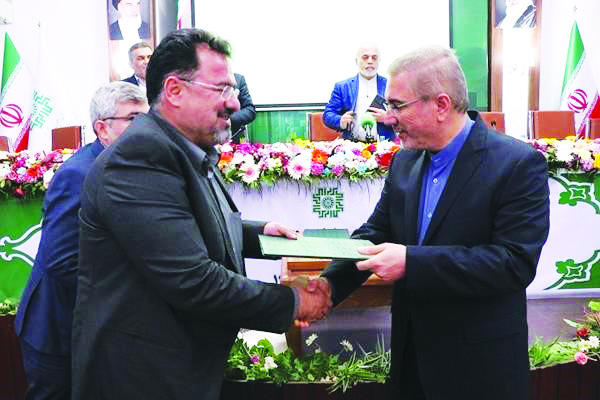 از اداره کل امور مالیاتی فارس  تجلیل شد