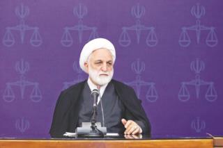 قضات در رسیدگی‌ها تحت‌تأثیر فشارهای بیرونی قرار نگیرند
