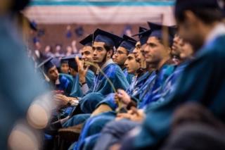 شعار نخبه پروری می‌دهیم اما در عمل هیچ کاری انجام نمی‌دهیم