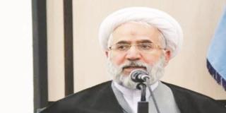 در اقتصاد وابستگی داریم؛ وقتی ترامپ یک حرف نامربوط می‌زند دلار و ارز و سکه نوسان پیدا می‌کند