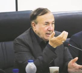 دستگاه قضایی با پدیده مطّلعین و متّصلین قلابی برخورد کند!