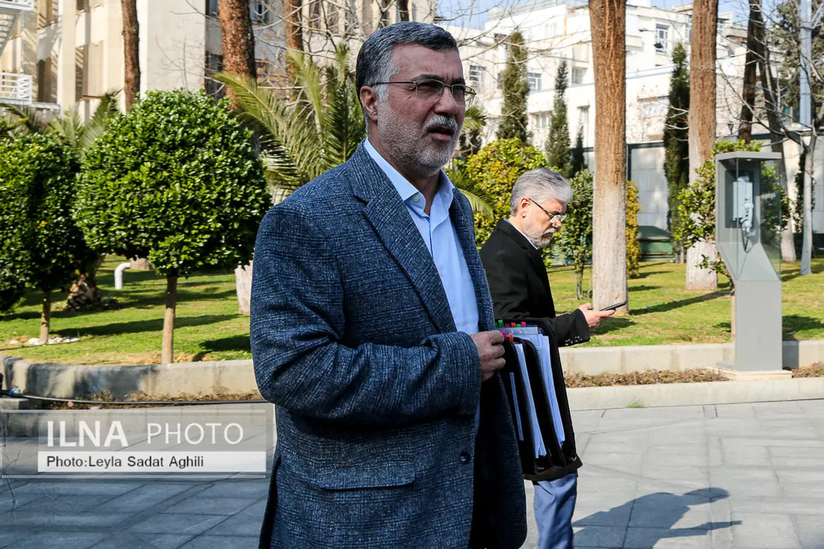 در مورد میزان و چرایی مصرف الکل در کشور بخش‌های اجتماعی و فرهنگی  باید جواب بدهند