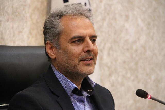 خاوازی: بازار مرغ را از دست دلالان  و واسطه‌ها در بخش عمده فروشی خارج کردیم