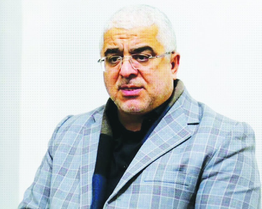 ممنوع‌النطق کردن نماینده فرقی با به توپ بستن مجلس ندارد