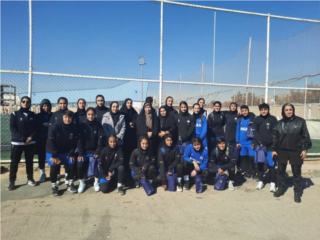 لزوم حمایت و رفع تبعیض از فوتبال بانوان فارس