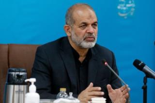 از خدایمان است که ما را نقد کنند