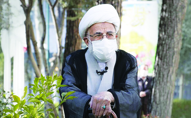 جنتی: باید فضای جامعه را با درخت و سبزه شاد کنیم