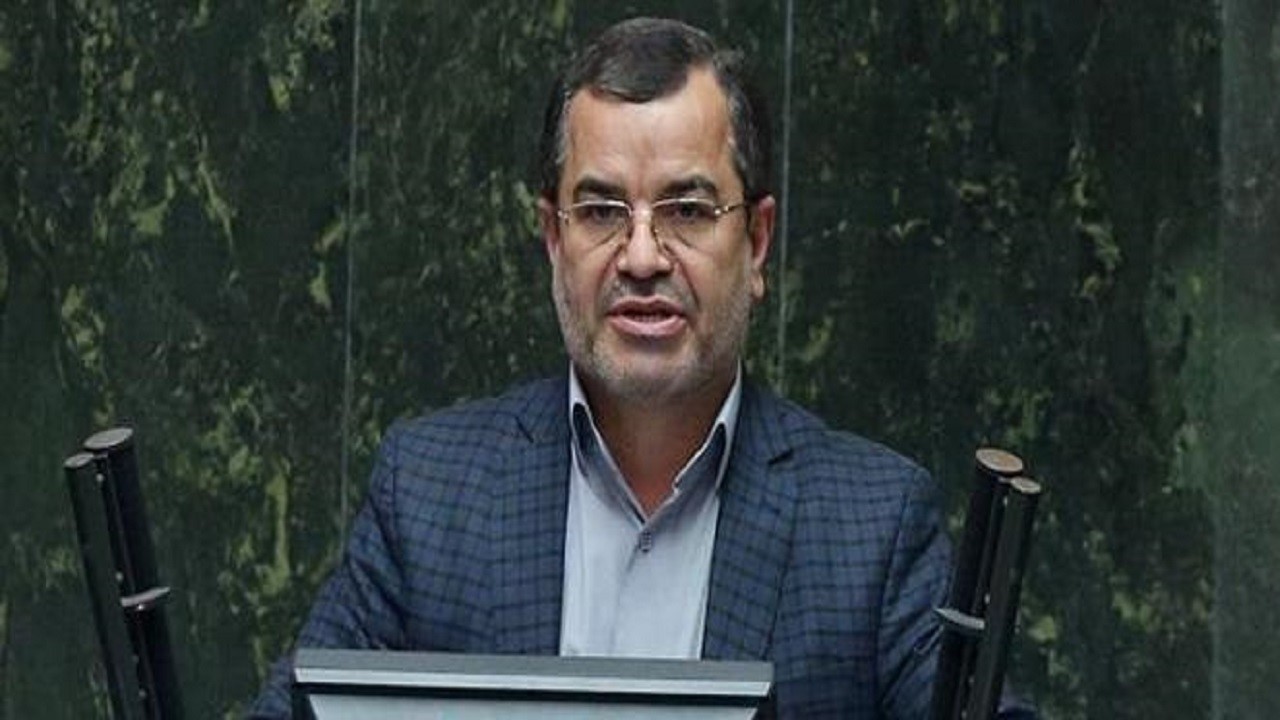 دولت برای واردات خودرو عمداً تعلل می‌کند