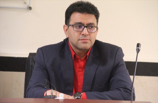 رئیس علوم پزشکی اراک: بعد از محدودیت‌ها شور مهمانی مردم را فرانگیرد به شدت نگران شب یلدا هستیم