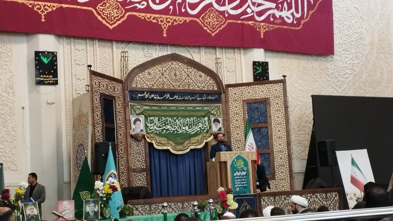 فارس در دهه فجر شاهد افتتاح بیش از ۲ هزار پروژه با اعتباری فراتر از ۱۱۲ همت خواهد بود