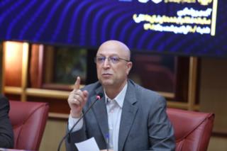 در کشورهای پیشرفته نخبه‌ترین افراد وارد رشته علوم انسانی می‌شوند