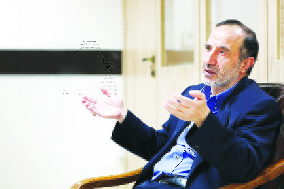 خوش‌چهره اقتصاددان اصولگرا: امروز اکثریت مردم ایران مصداق مستضعف هستند