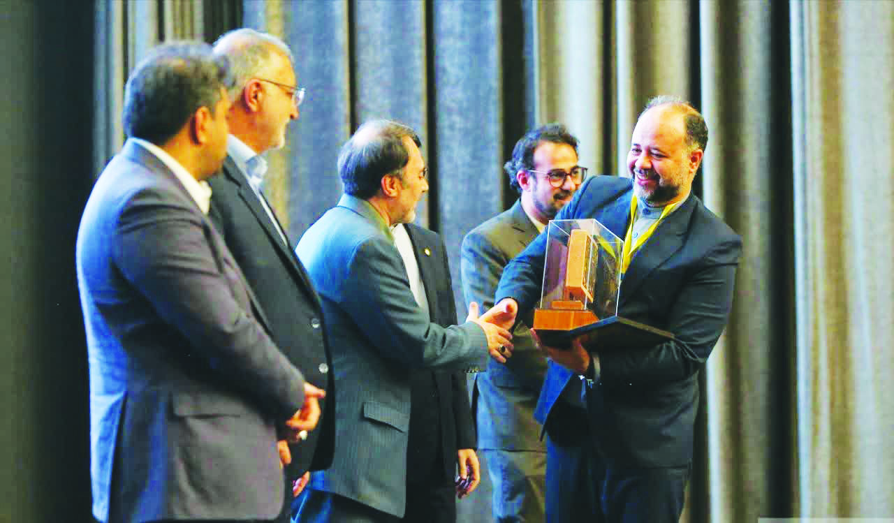 افتخارآفرینی شهرداری شیراز با کسب دو جایزه خشت طلایی