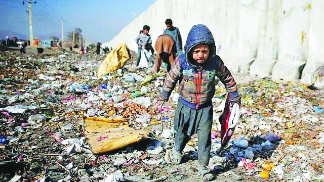 یک میلیون کودک در افغانستان معتاد هستند