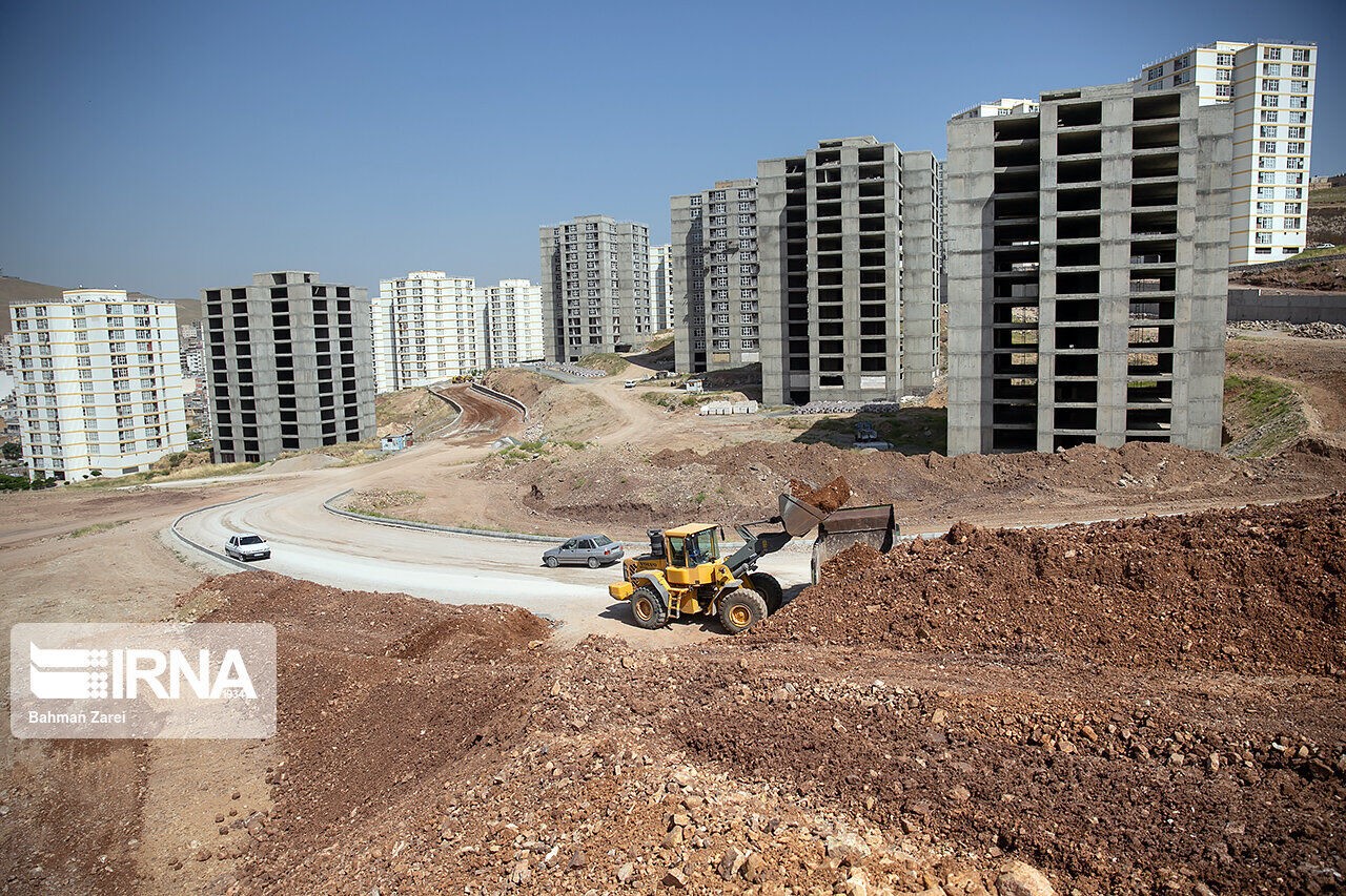 مدیرعامل شرکت عمران شهرهای جدی: نهضت ملی مسکن با متری 5/6 میلیون تومان در حال ساخت است