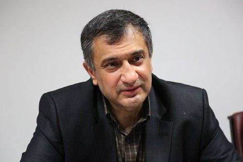 معاون محیط زیست: هوا را سیاسی نکنید