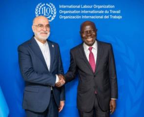 کارگران ایرانی بیشترین آسیب را از تحریم‌ها می‌بینند