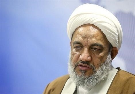 برخی می‌خواهند کل نظام شفاف شود که غلط است