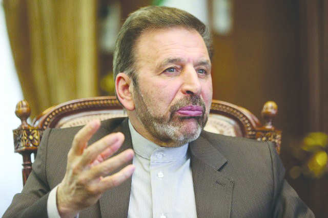 واعظی: قرار گرفتن در لیست سیاه FATF ضربه سنگینی به اقتصاد کشور است مردم باید به تبعات عدم پیوستن به FATF آگاه شوند