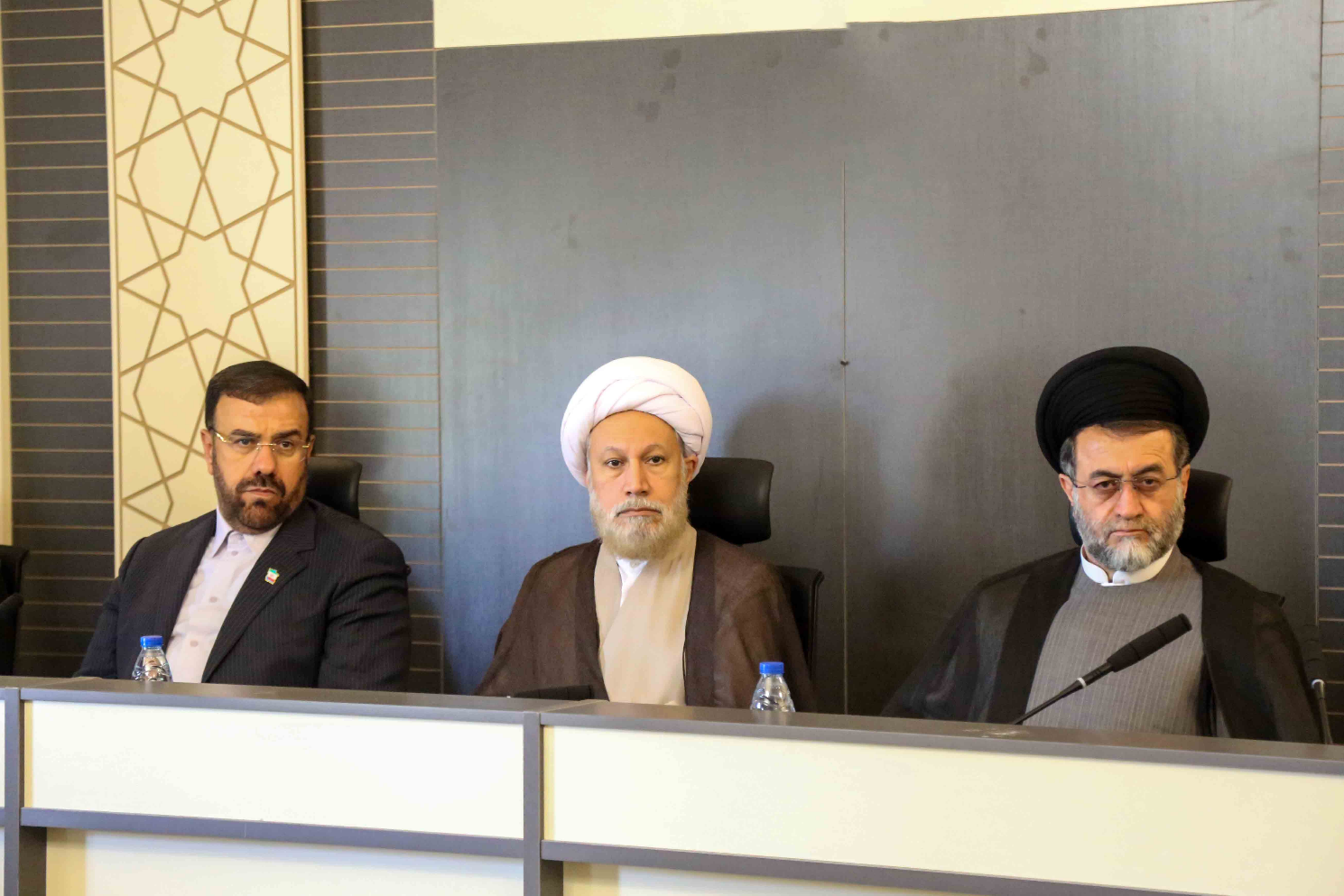 ماهیت مردمی ستاد پشتیبانی از جنگ استان فارس باید حفظ شود