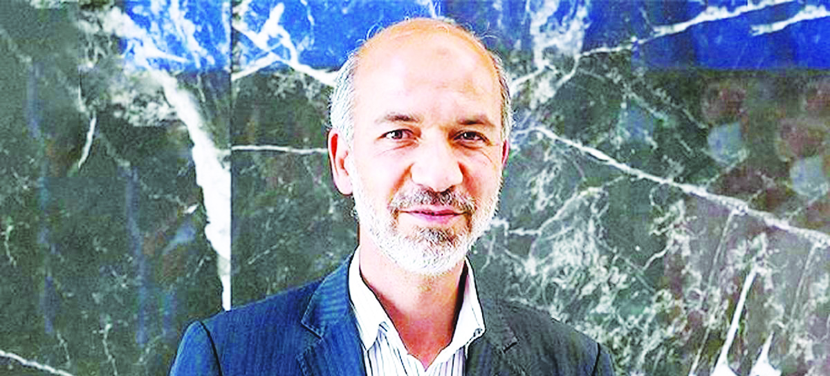 صنعت برق ۱۰۰ همت( 100 هزار میلیارد تومان) بدهی دارد