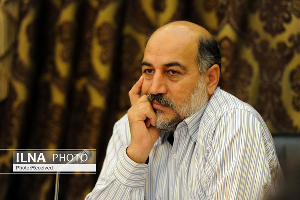 عضو کمیسیون صنایع و معادن مجلس: وعده «گرانی فقط ۴ قلم کالا» نباید مطرح می‌شد وقتی دولت ارز ۴۲۰۰ تومانی را حذف می‌کند نمی‌شود انتظار داشت که تنها ۴ قلم کالا گران شود  بلکه سایر کالاها متأثر از افزایش قیمت این کالاها خواهند بود