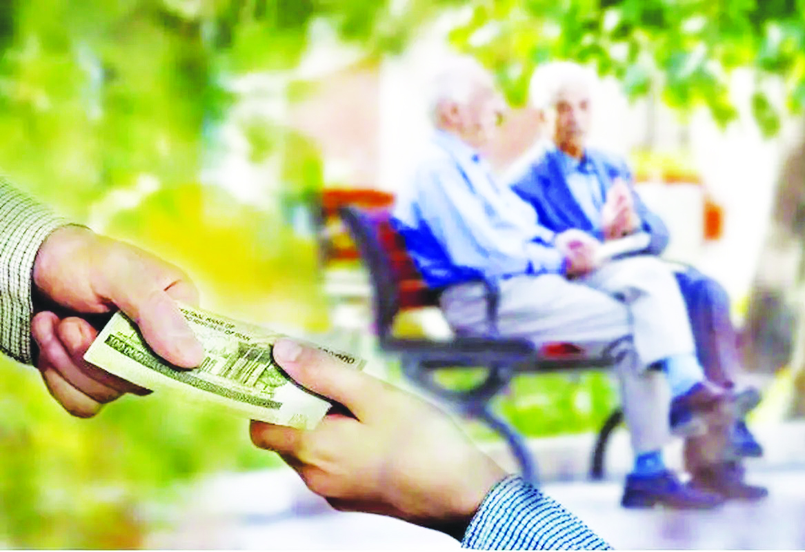 یک میلیون تومان طلبی بازنشستگان واریز می‌شود