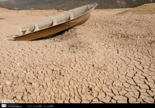 توسعه صنایع در شرایط کم‌آبی منطقی نیست