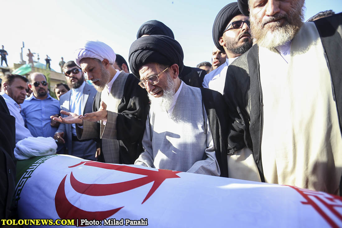 تشییع پیکر شهید حجت‌الاسلام والمسلمین خرسند در کازرون/ عکس: میلاد پناهی