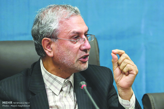 سالمندی فرصت‌های امروز، مسائل فردا؛ ربیعی اعلام کرد: افزایش موج  «زنان سالمند تنها» در آینده