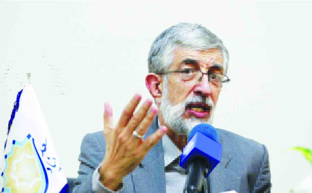 حداد عادل: نباید عقب‌نشینی کنیم و عقب‌نشینی هم نخواهیم کرد