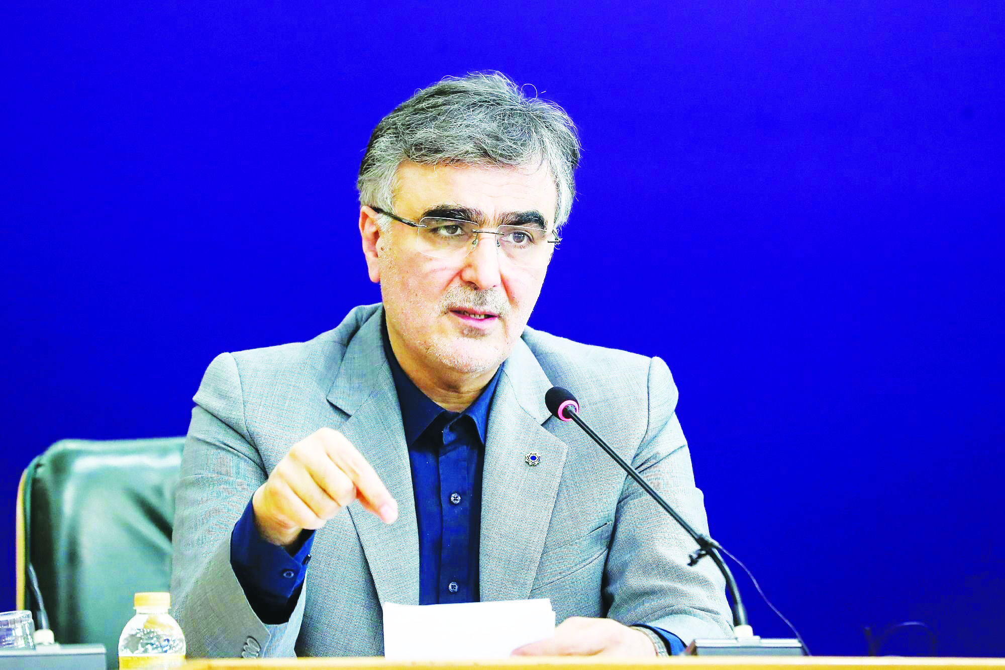 قرار است واحد پول ملی تومان و واحد خرد آن قِران باشد
