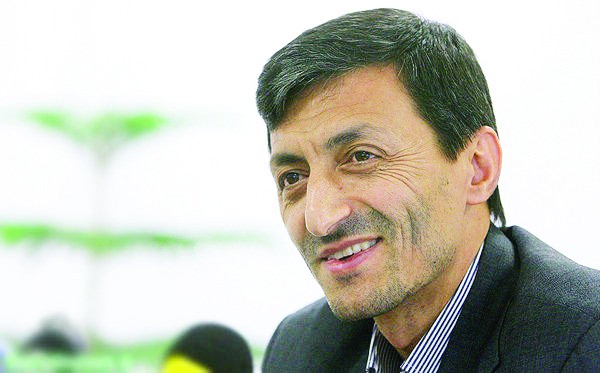 فتاح: سهم فقرا از بودجه کل کشور، 5/1 درصد است