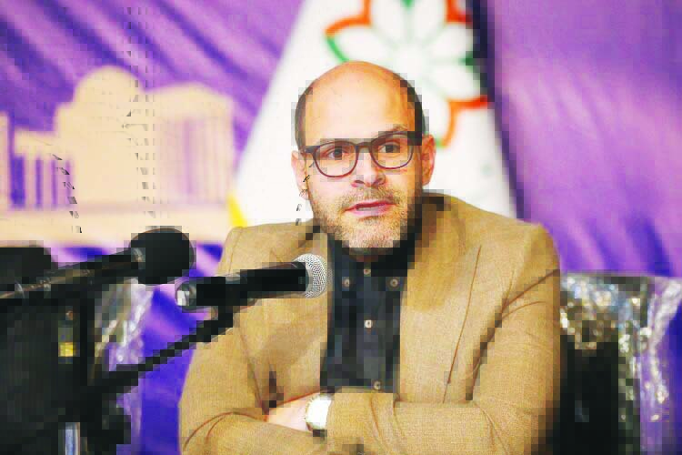 رویکردی نو در آموزش رفتارهای اجتماعی با باشگاه طنز شهروندی