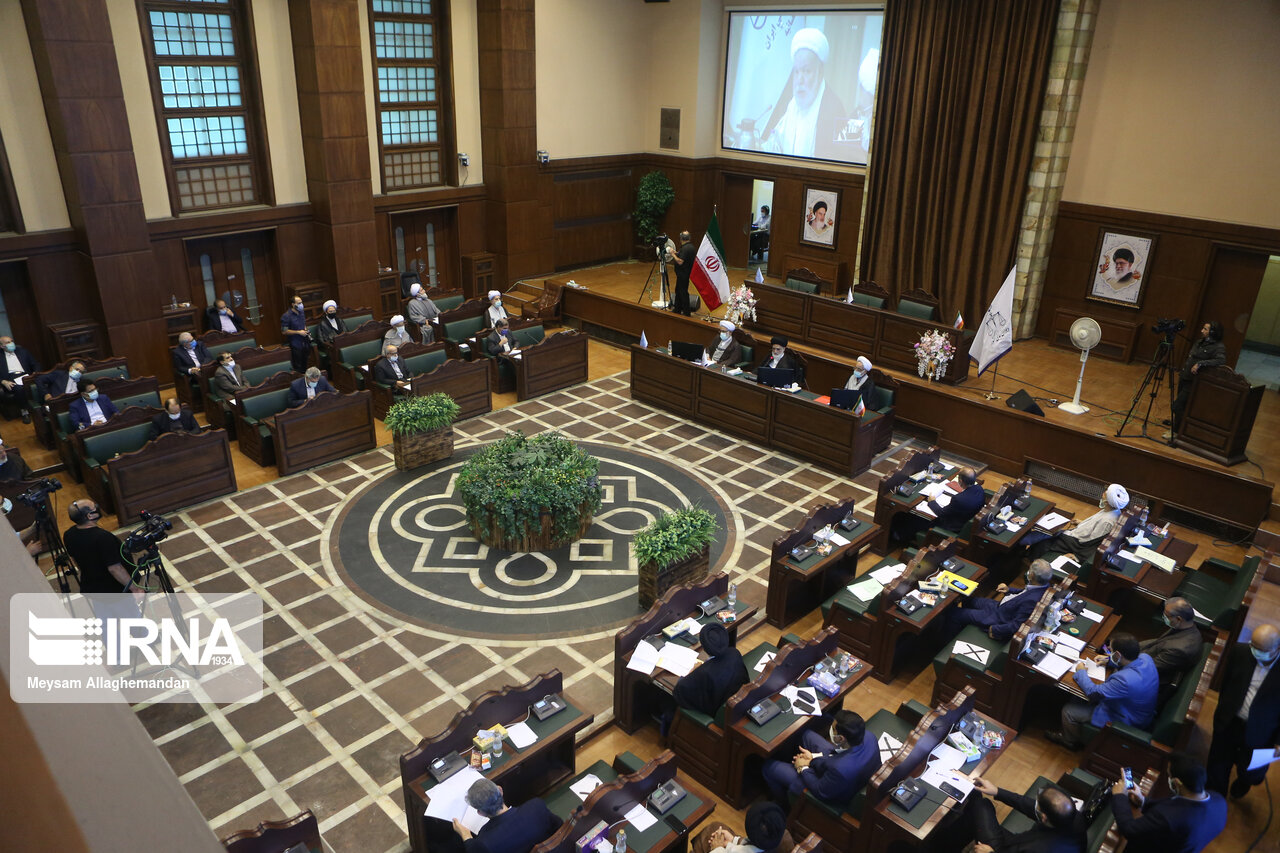 دیوان عالی کشور میزان مجازات  جزای نقدی هر یک از شرکای کلاهبرداری را تعیین کرد