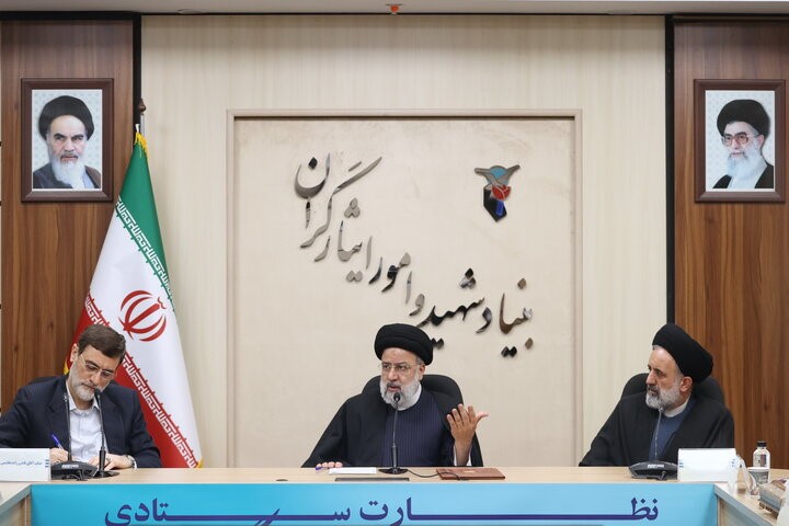 فعالیت‌های اقتصادی بنیاد شهید به سمت سهامداری هدایت شود